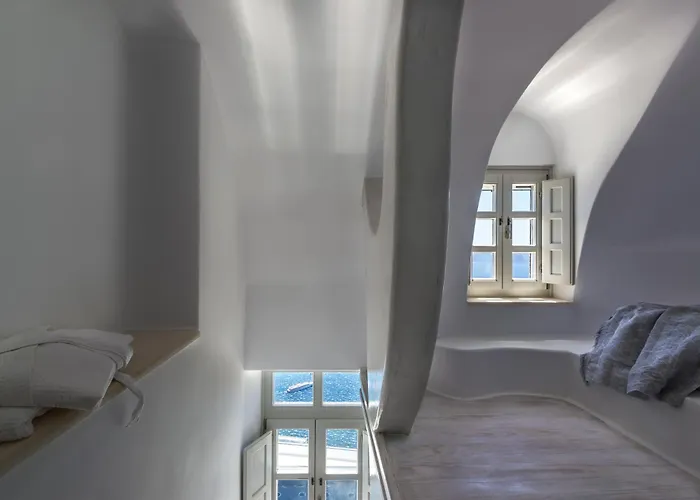 纳菲尔斯豪华套房酒店