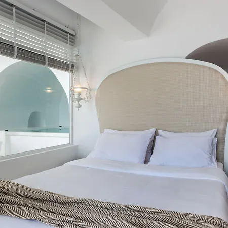 Nefeles Luxury Hotel Fira (Santorini)