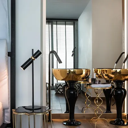 Nefeles Luxury Fira (Santorini)