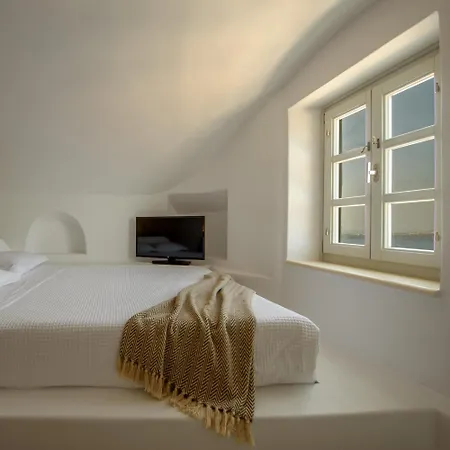 Nefeles Luxury