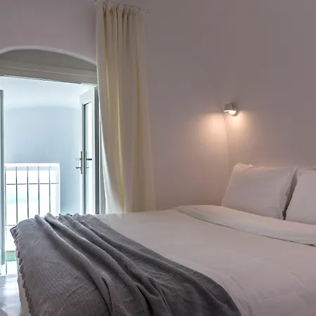 Nefeles Luxury Hotel 4*