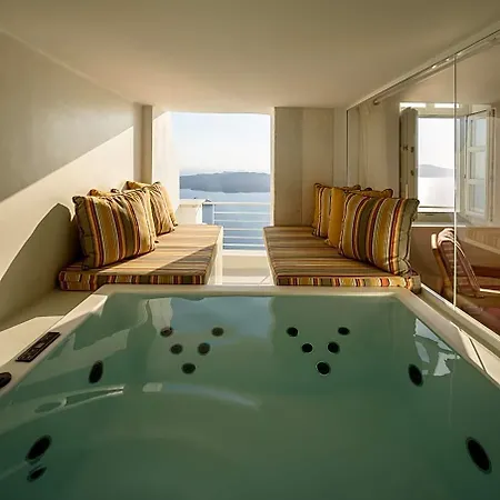 Nefeles Luxury Hotel Fira (Santorini)