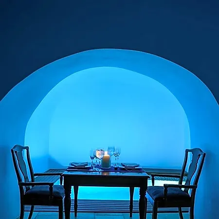 Nefeles Luxury Hotel