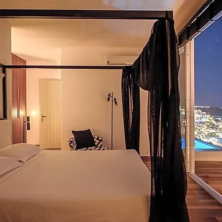 Nefeles Luxury Fira (Santorini)
