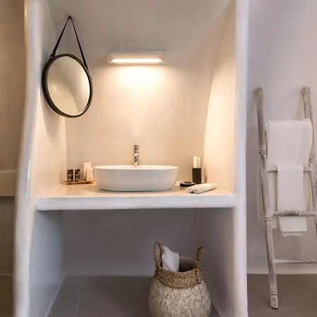 Nefeles Luxury 4*