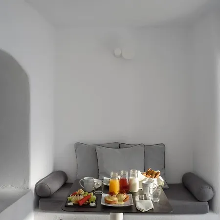 Nefeles Luxury 4* Fira (Santorini)