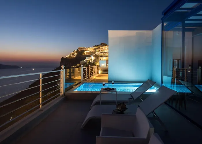 Nefeles Luxury Hotel 4*