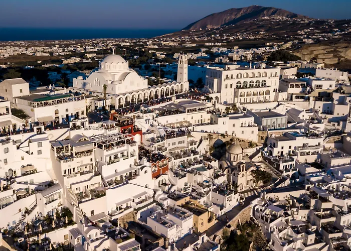 Hotel Nefeles Luxury Fira (Santorini)