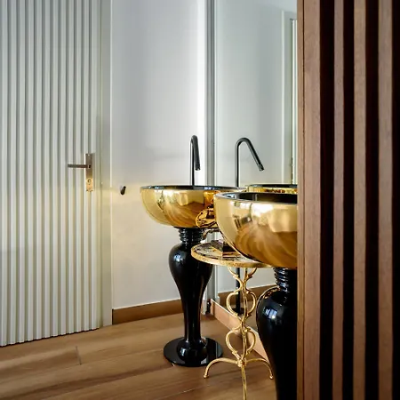 Nefeles Luxury Fira (Santorini)