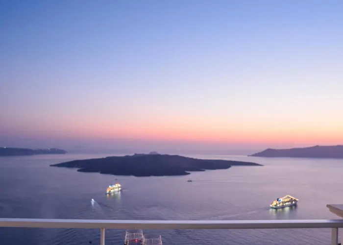 호텔 네펠레스 럭셔리 스위트