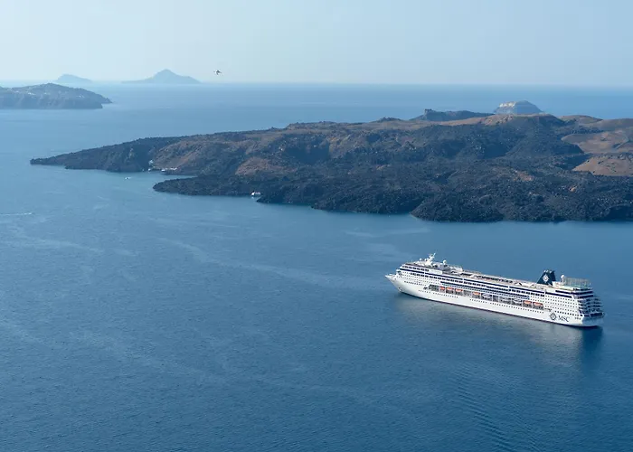 Nefeles Luxury Hotel Fira (Santorini)