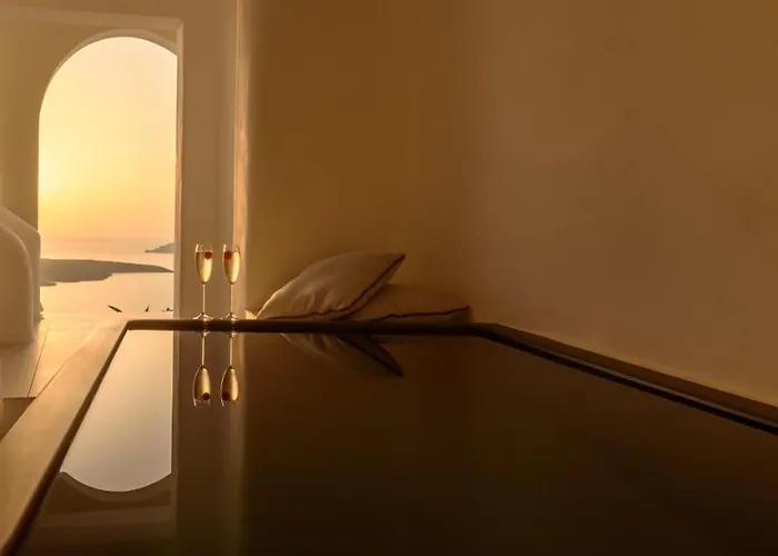 Nefeles Luxury Hotel