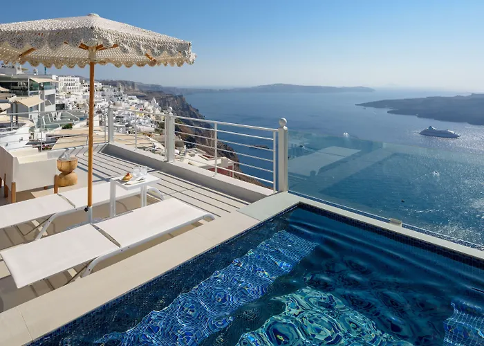 Hotel Nefeles Luxury Fira (Santorini)