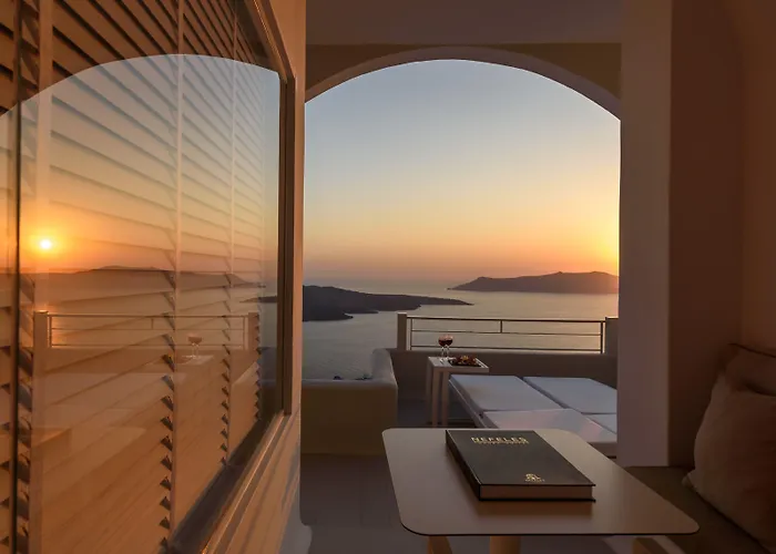 Nefeles Luxury Hotel