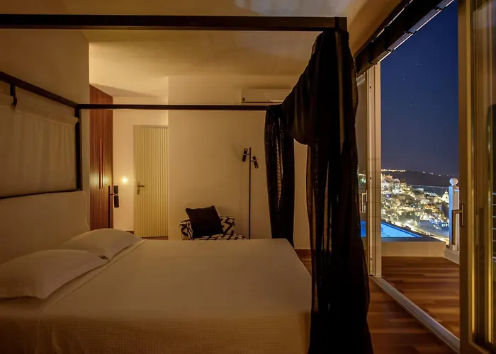 Nefeles Luxury Fira (Santorini)