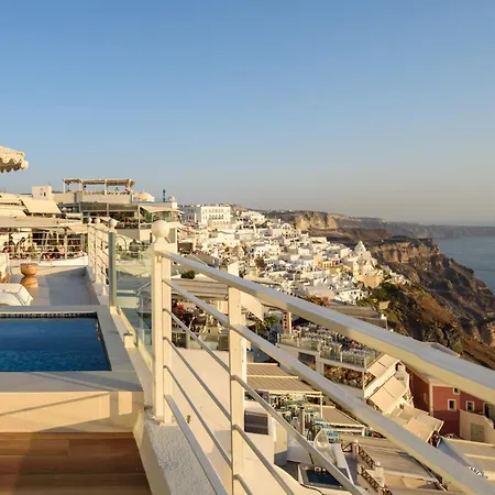 Nefeles Luxury Hotel