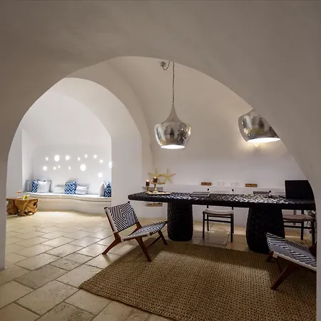 Nefeles Luxury Hotel 4*